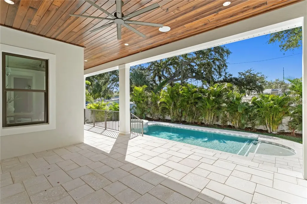 4208 W Vasconia Street Tampa FL 33629
