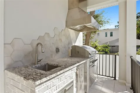 4208 W Vasconia Street Tampa FL 33629