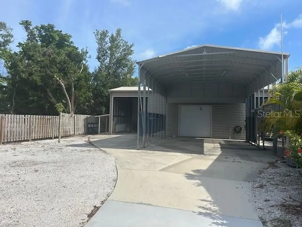 3060 Courtland Street Sarasota FL 34237