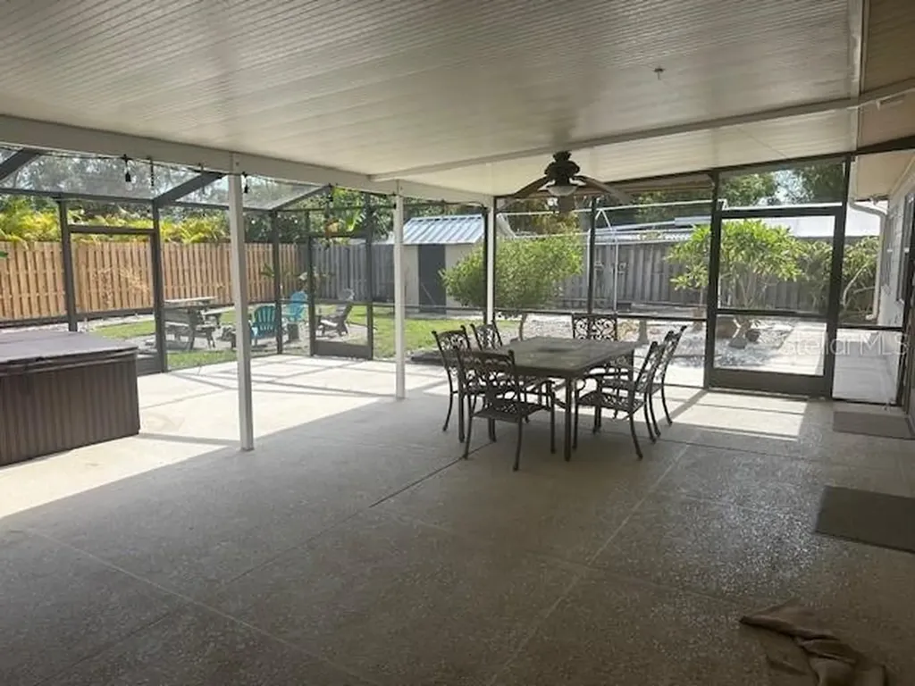 3060 Courtland Street Sarasota FL 34237