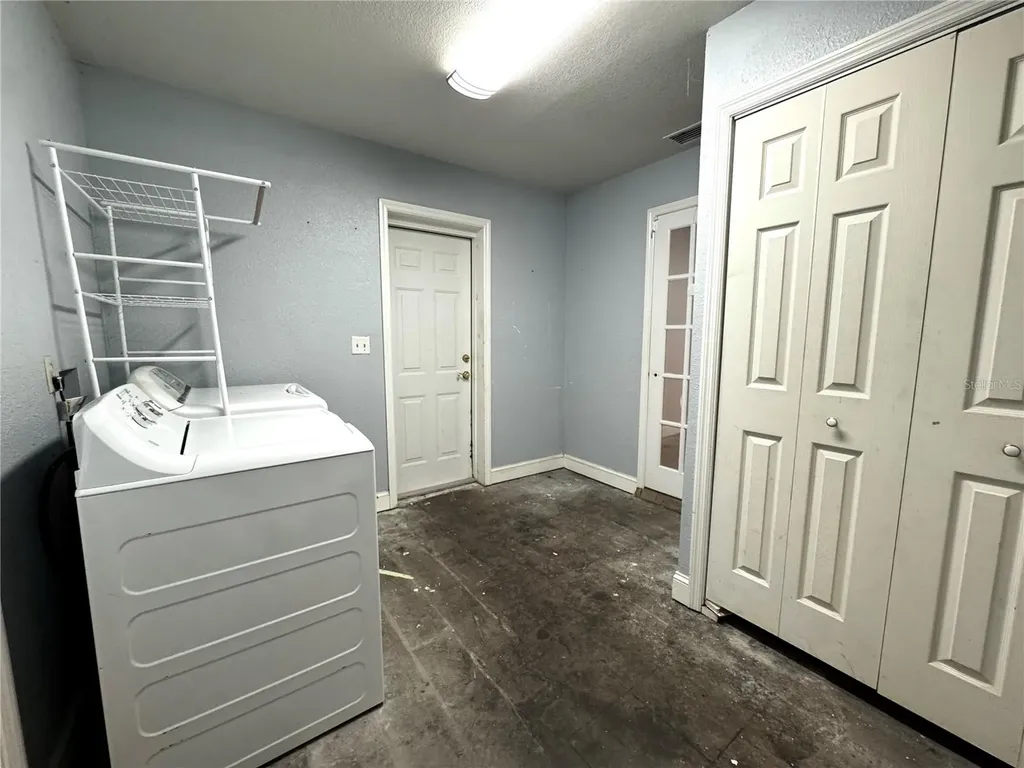 3419 Pearson Road Valrico FL 33596