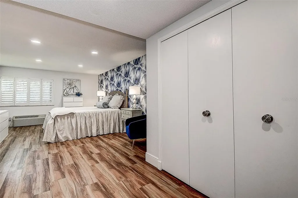 36750 Us 19 N Palm Harbor FL 34684