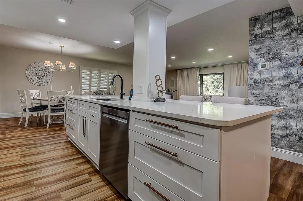 36750 Us 19 N Palm Harbor FL 34684