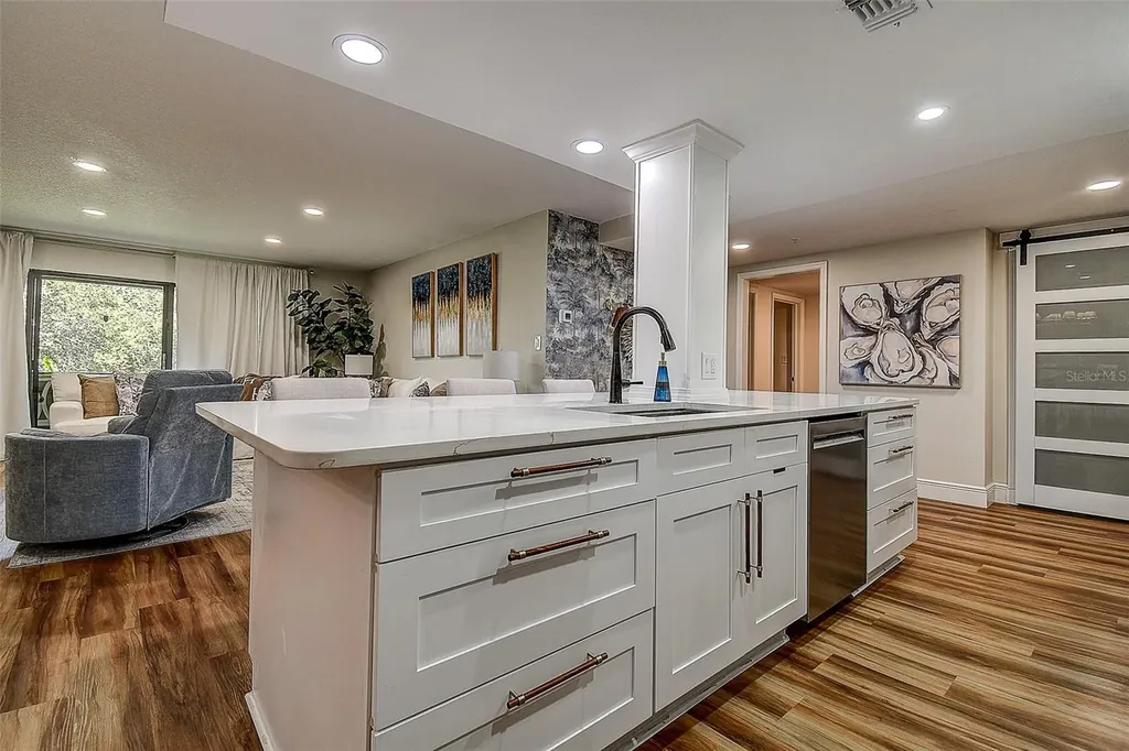 36750 Us 19 N Palm Harbor FL 34684