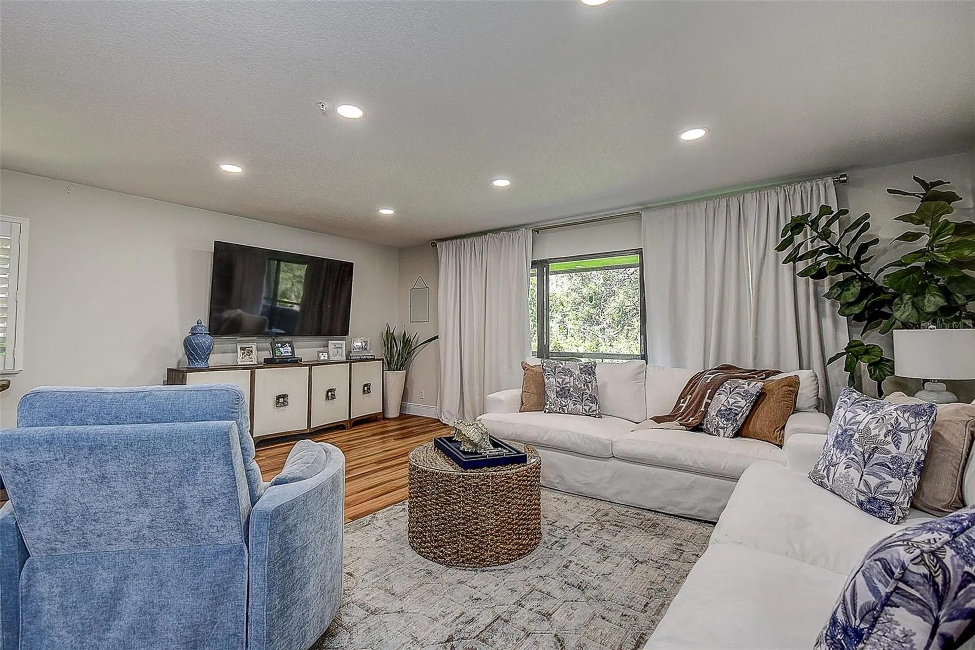 36750 Us 19 N Palm Harbor FL 34684