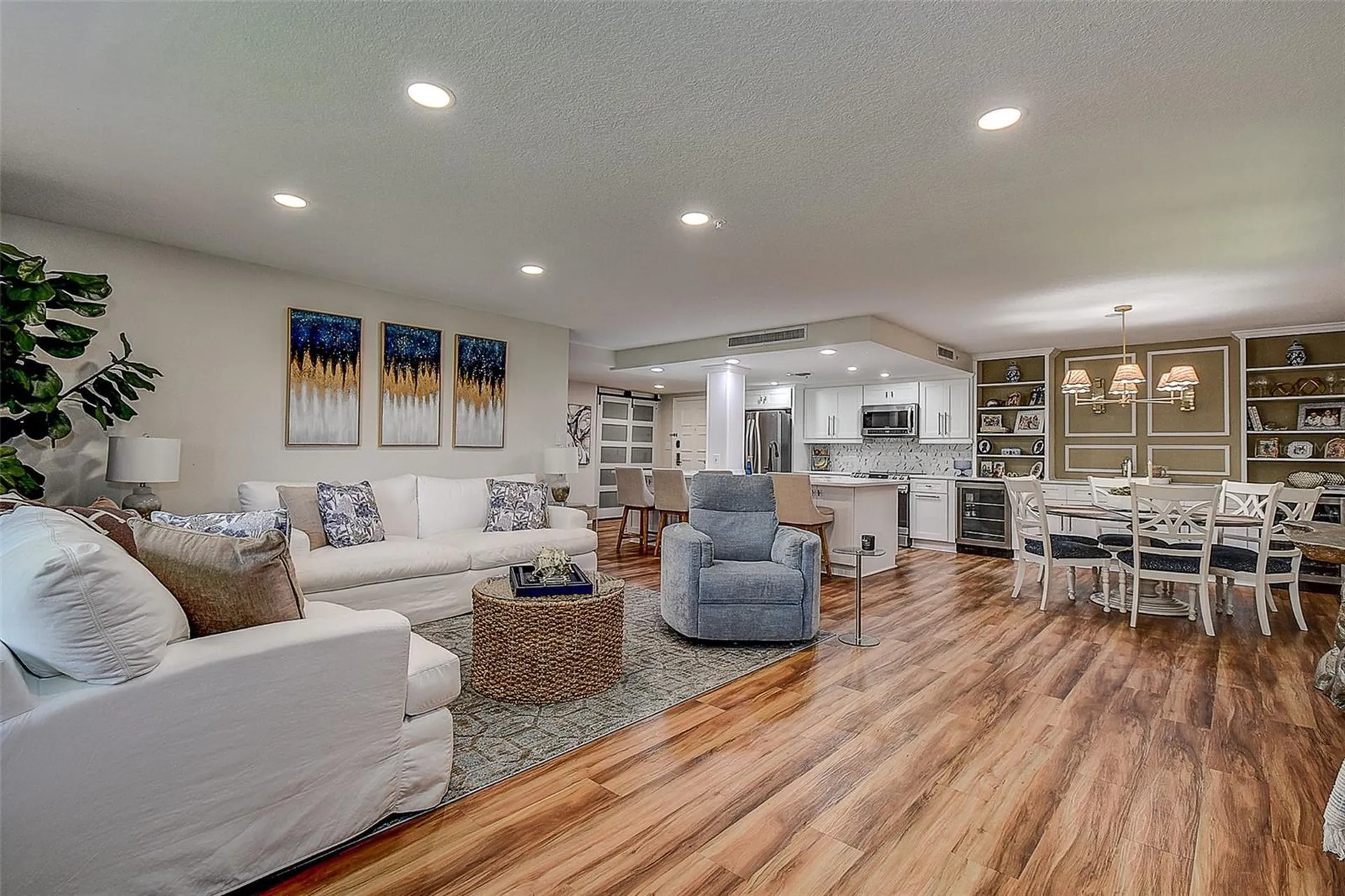 36750 Us 19 N Palm Harbor FL 34684