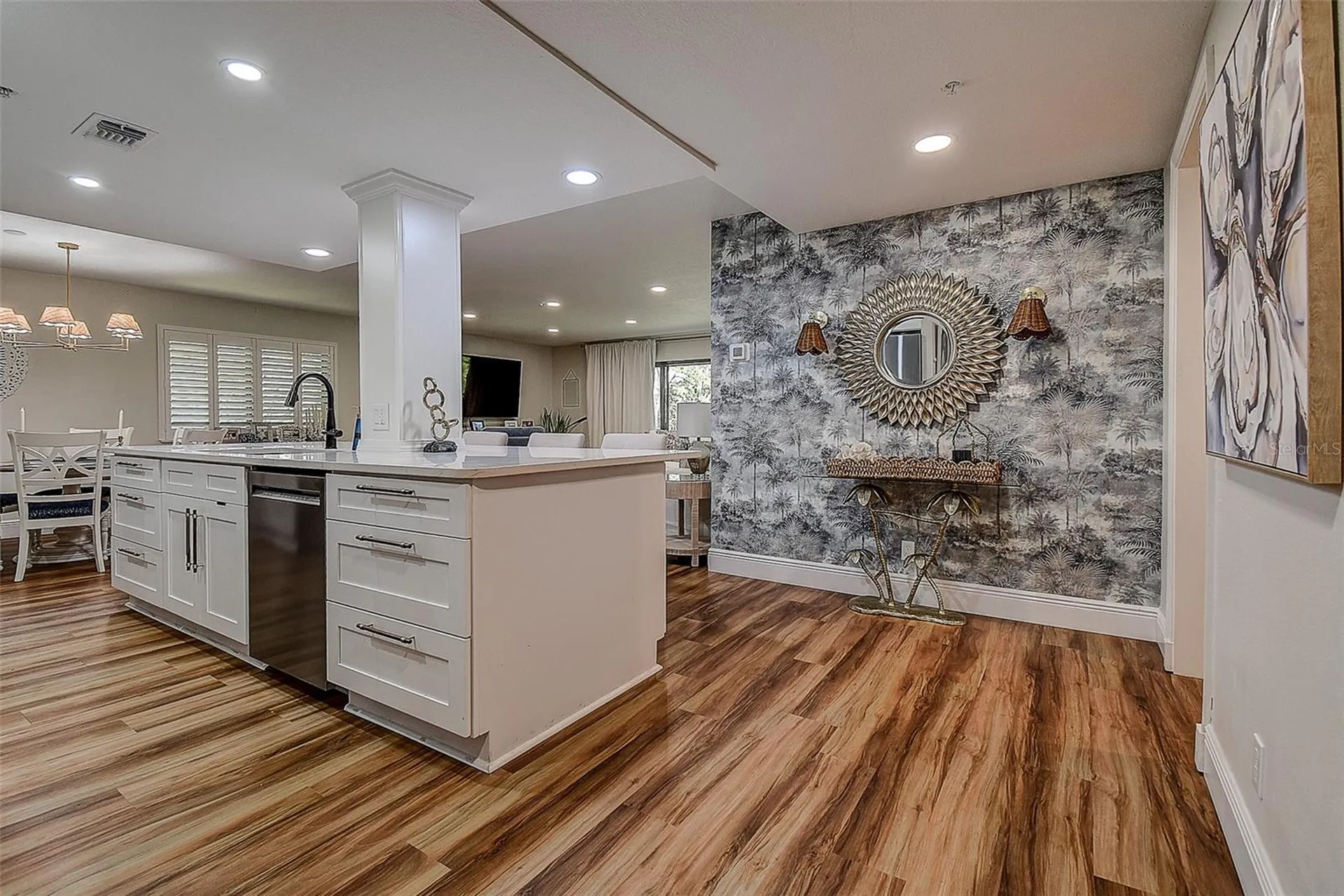 36750 Us 19 N Palm Harbor FL 34684