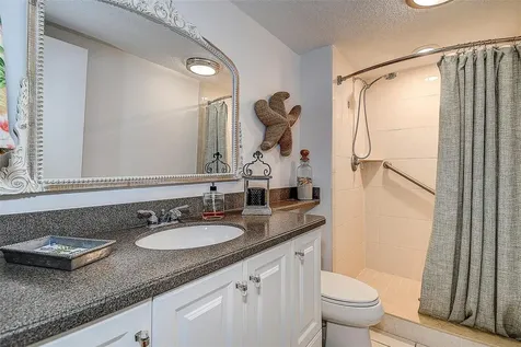 36750 Us 19 N Palm Harbor FL 34684
