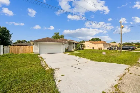 657 Mckinley Court Kissimmee FL 34758