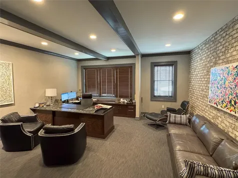 2011 W Cleveland Street Tampa FL 33606