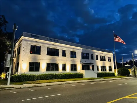 2011 W Cleveland Street Tampa FL 33606