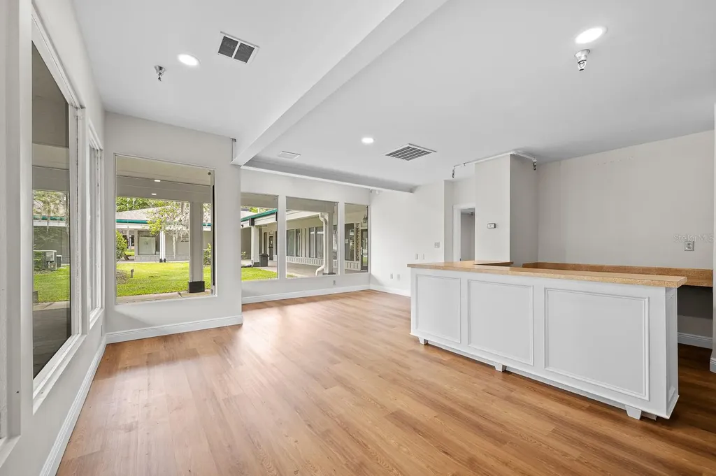 2441 NW 43rd Street Gainesville FL 32606