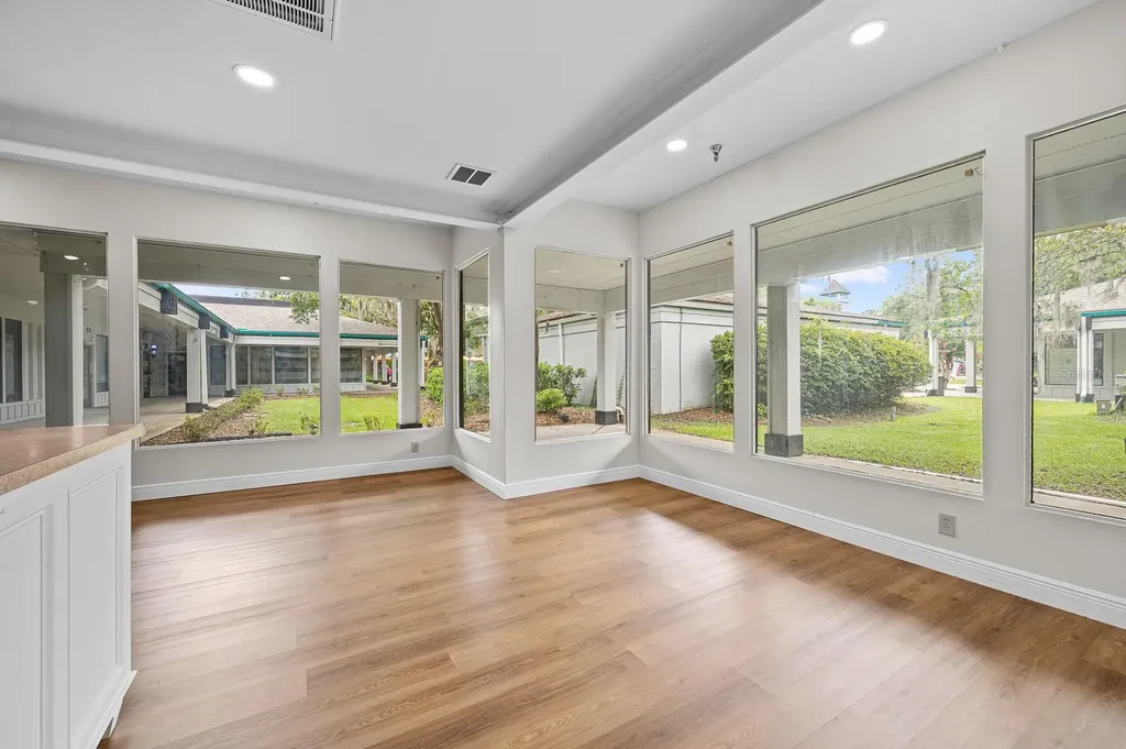 2441 NW 43rd Street Gainesville FL 32606