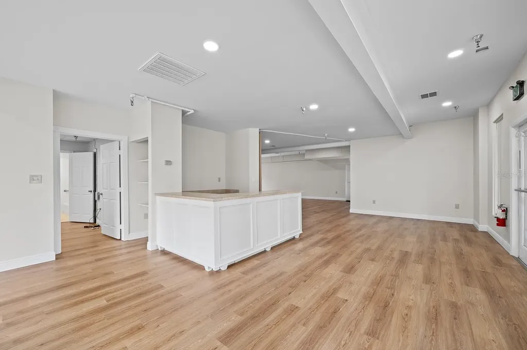 2441 NW 43rd Street Gainesville FL 32606