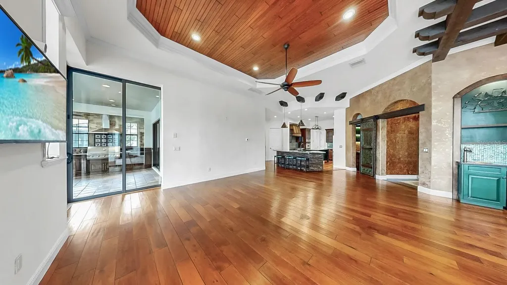 5417 Tybee Island Drive Apollo Beach FL 33572