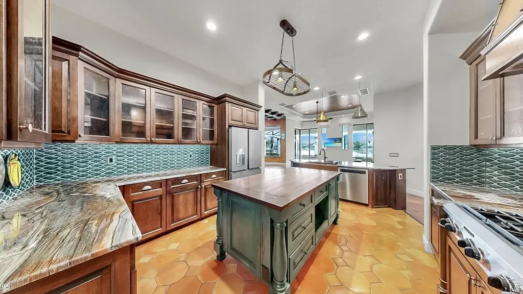 5417 Tybee Island Drive Apollo Beach FL 33572