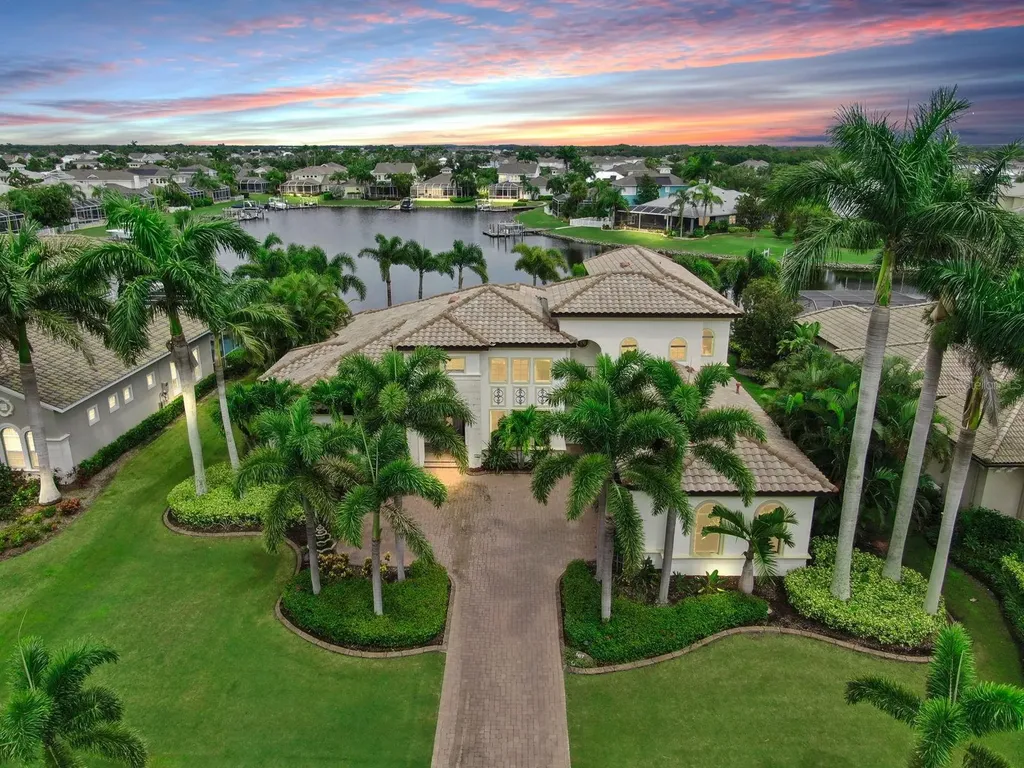 5417 Tybee Island Drive Apollo Beach FL 33572