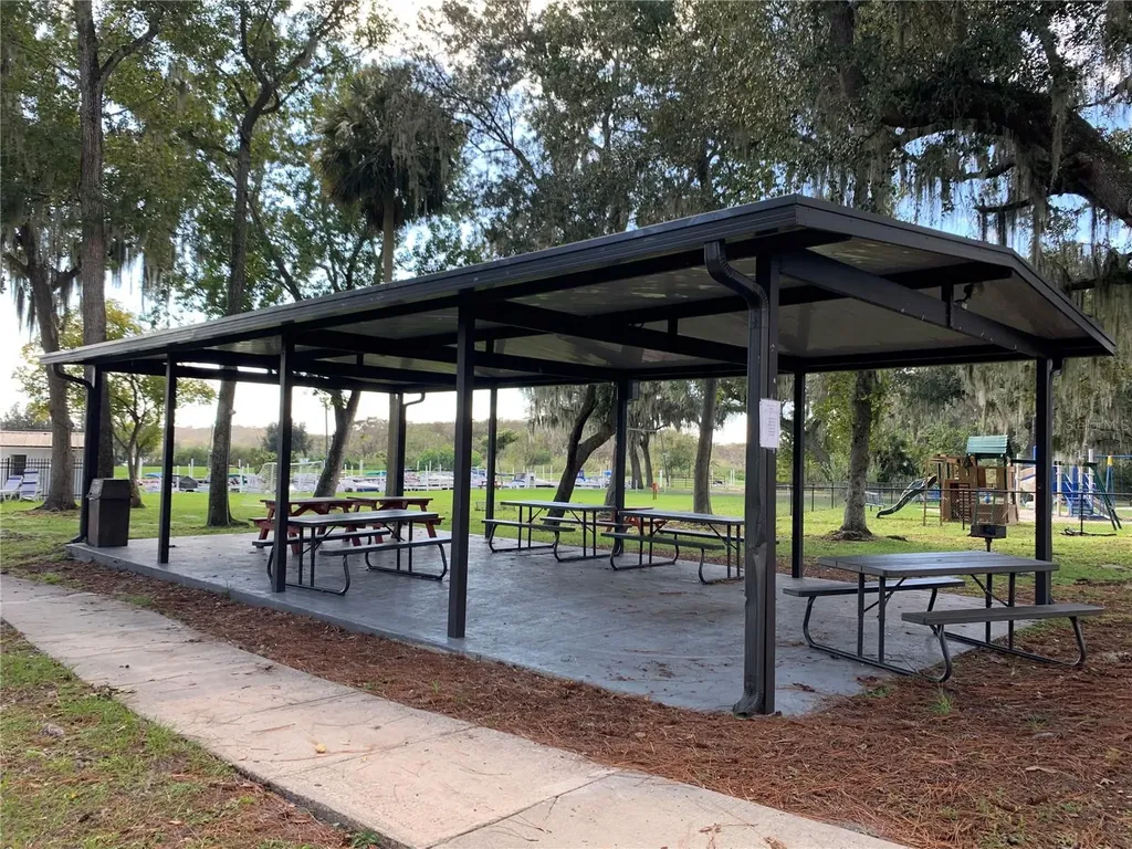162 Leisure World Drive N Debary FL 32713