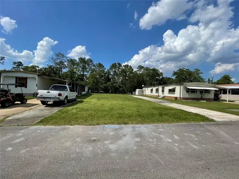 162 Leisure World Drive N Debary FL 32713