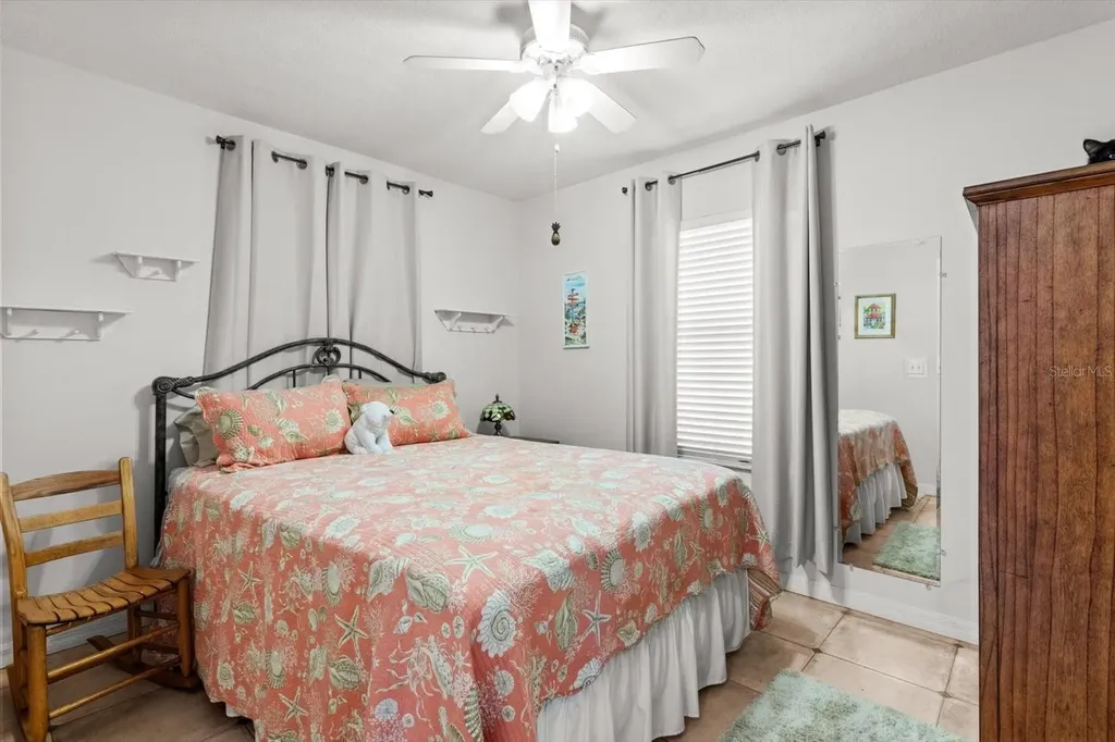 2542 N Regatta Point Crystal River FL 34429