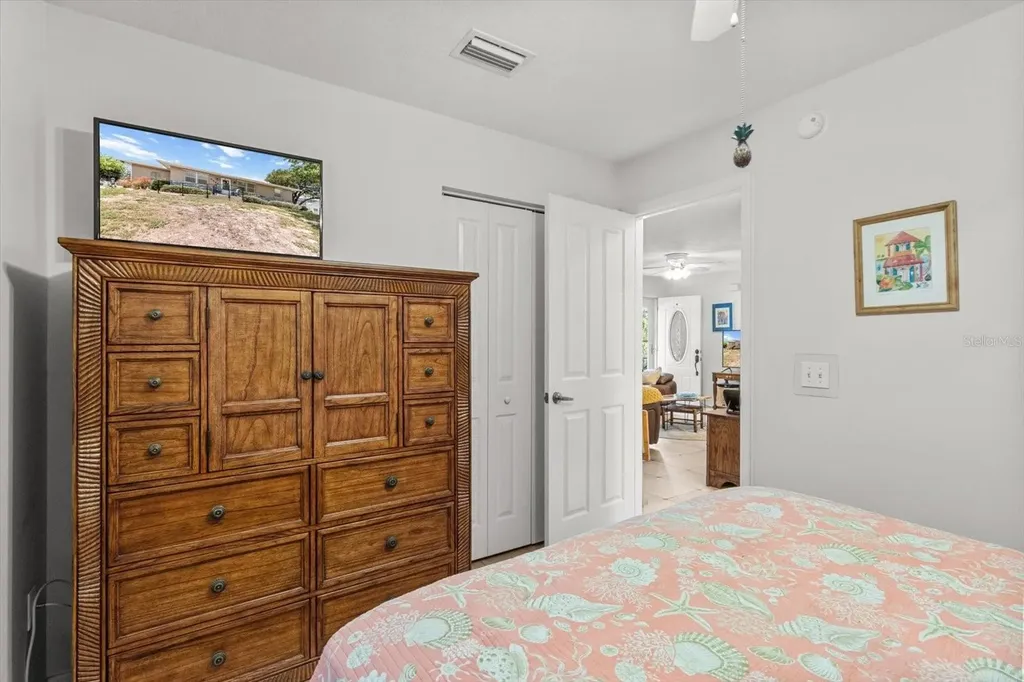 2542 N Regatta Point Crystal River FL 34429