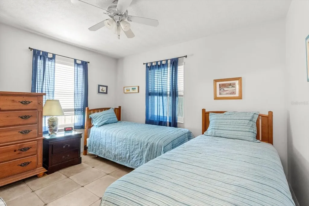 2542 N Regatta Point Crystal River FL 34429