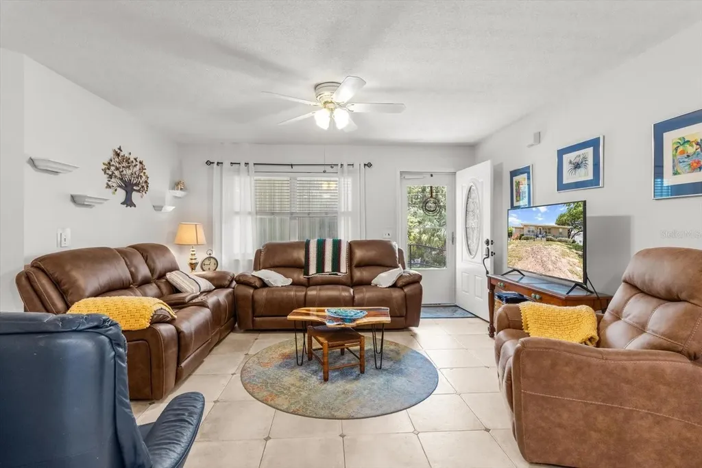 2542 N Regatta Point Crystal River FL 34429