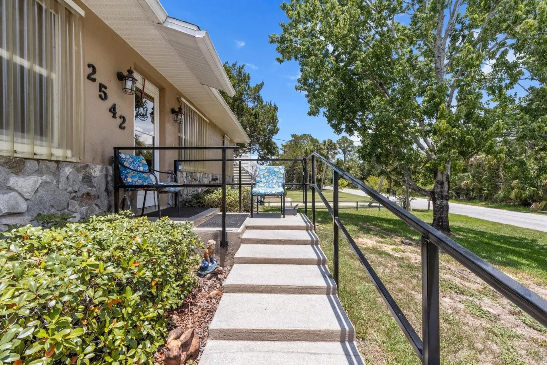 2542 N Regatta Point Crystal River FL 34429