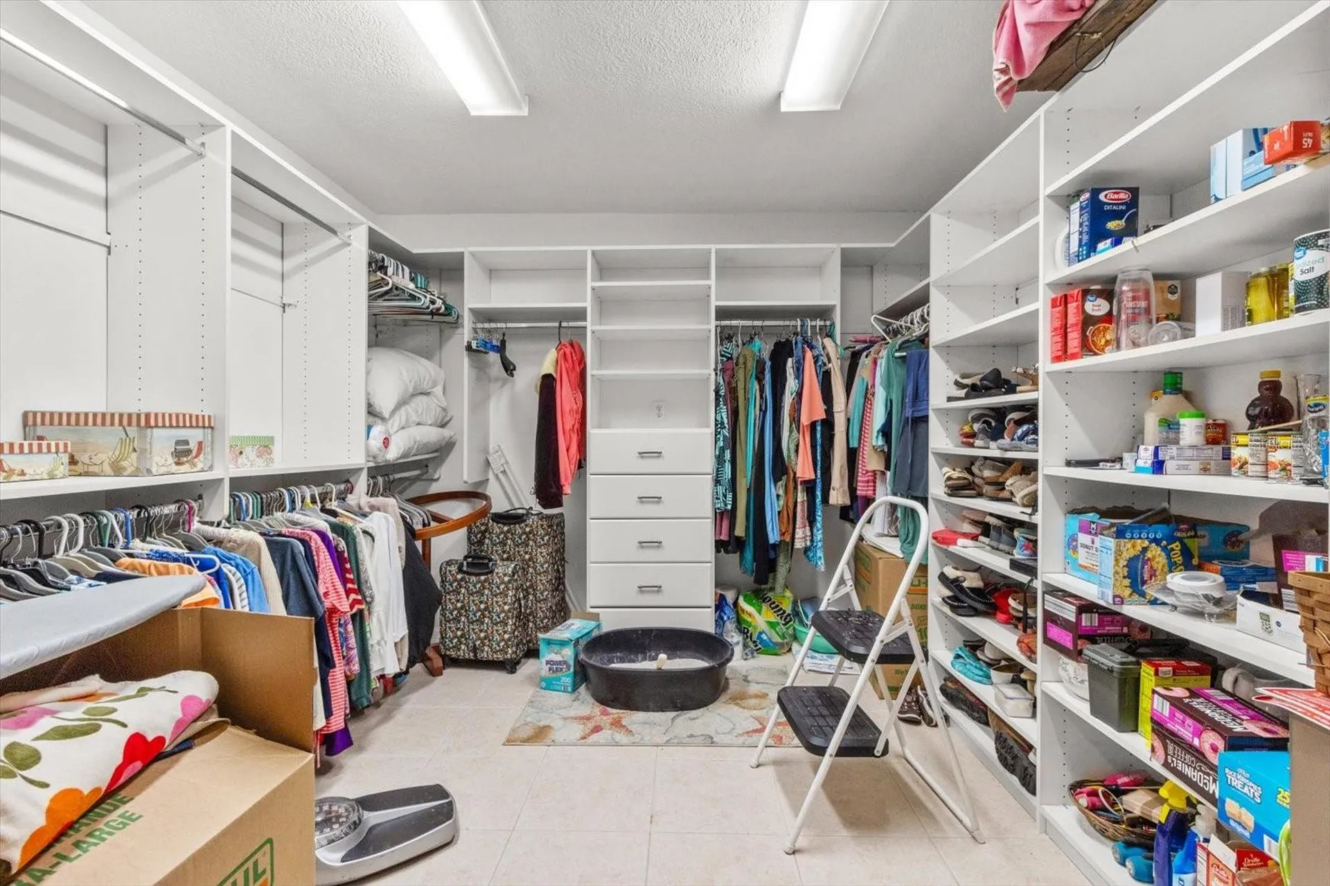 2542 N Regatta Point Crystal River FL 34429