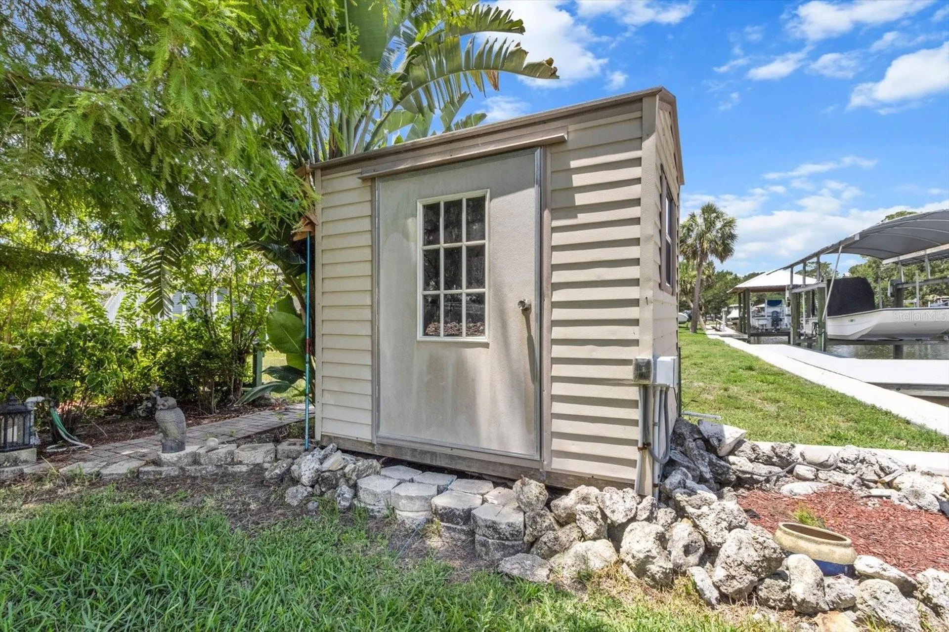 2542 N Regatta Point Crystal River FL 34429