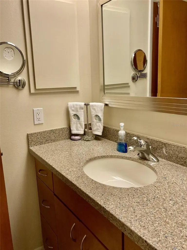 3407 Avenida Madera Bradenton FL 34210