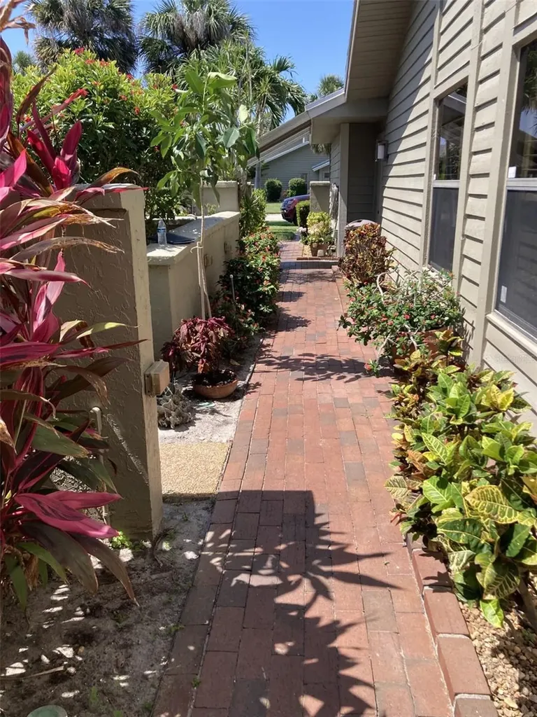 3407 Avenida Madera Bradenton FL 34210