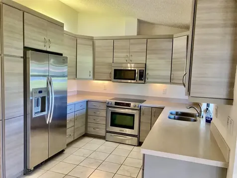 3407 Avenida Madera Bradenton FL 34210