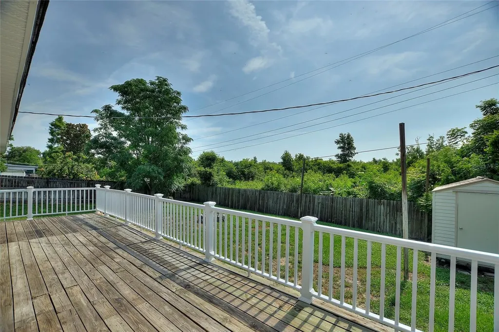 31 Lake Link Circle SE Winter Haven FL 33884