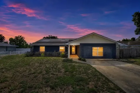 31 Lake Link Circle SE Winter Haven FL 33884