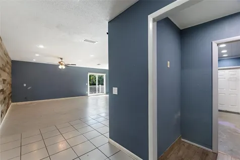 31 Lake Link Circle SE Winter Haven FL 33884