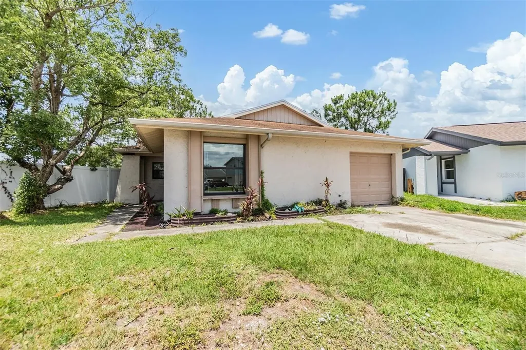 5115 Stonehaven Court Tampa FL 33624
