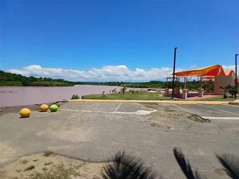 15.5 Carretera 681 Km.hm 15.5 Barceloneta PR 00617