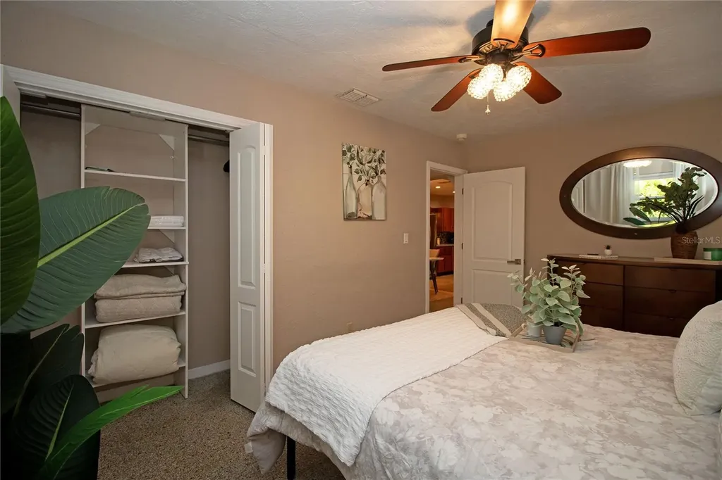 7401 13th Avenue N St Petersburg FL 33710