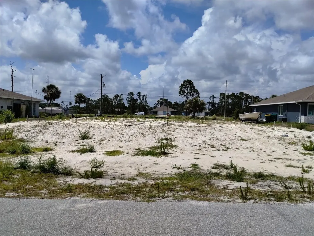 11320 Poplin Avenue Englewood FL 34224