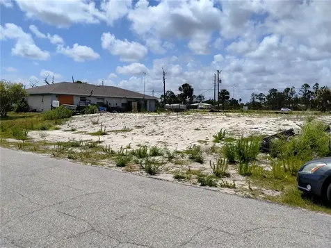 11320 Poplin Avenue Englewood FL 34224