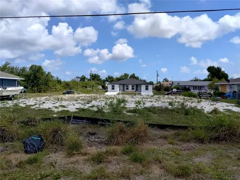 11320 Poplin Avenue Englewood FL 34224