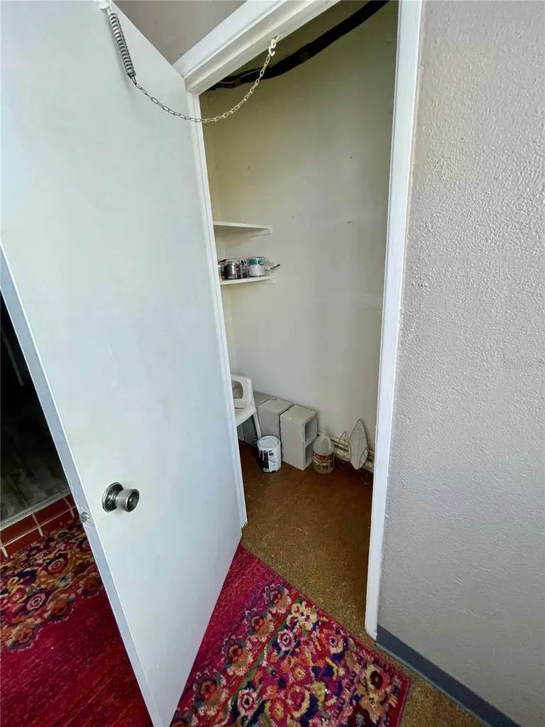 1921 58th Avenue N St Petersburg FL 33714