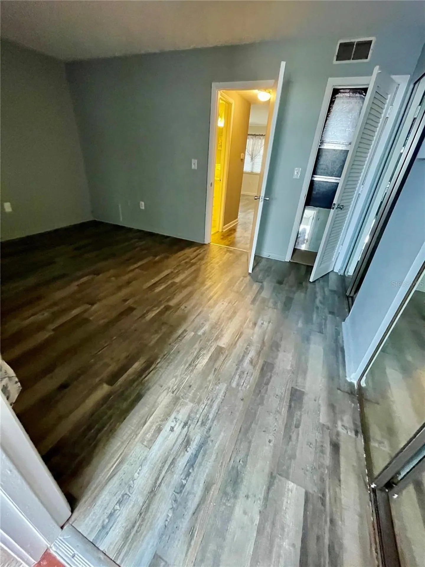 1921 58th Avenue N St Petersburg FL 33714