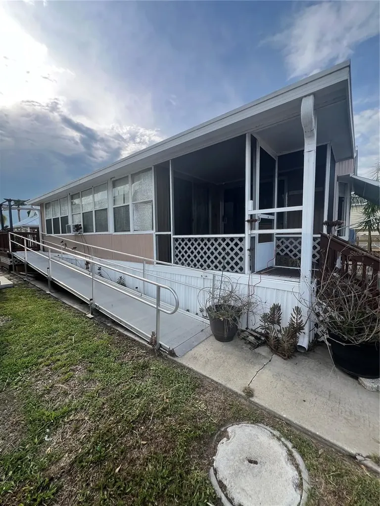 7950 State Road 78 W Okeechobee FL 34974