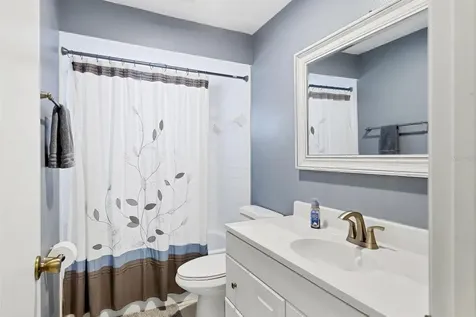 5823 Helen Way Sarasota FL 34243