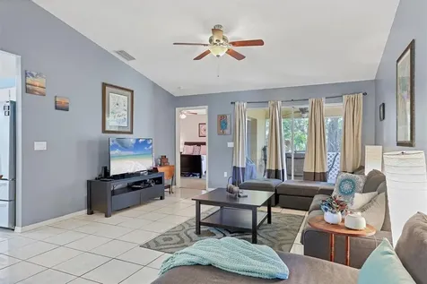 5823 Helen Way Sarasota FL 34243