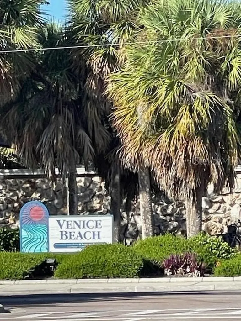 100 The Esplanade N Venice FL 34285
