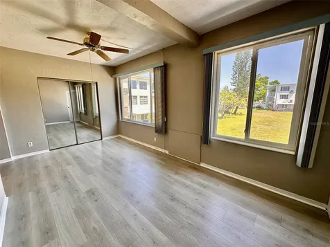 2434 Australia Way E Clearwater FL 33763