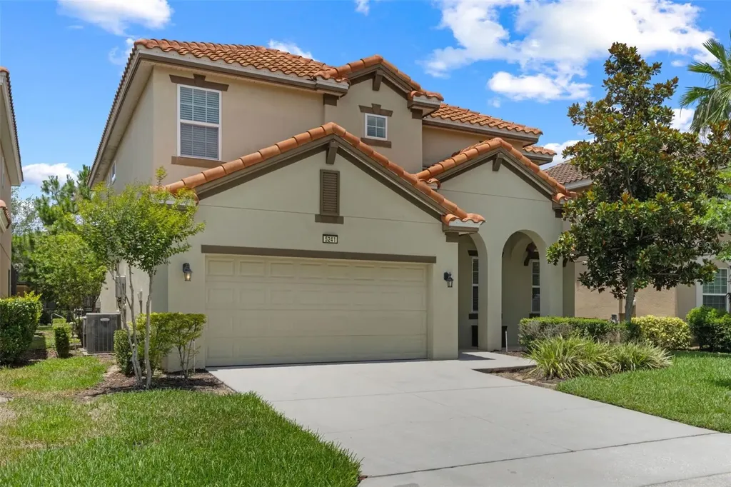 5241 Oakbourne Avenue Davenport FL 33837